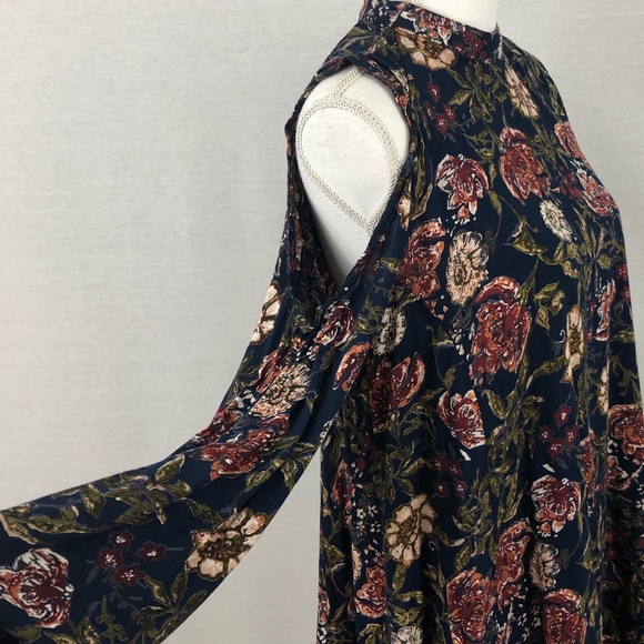 Angie Tops - Angie Cold Shoulder Open Back Floral Top M